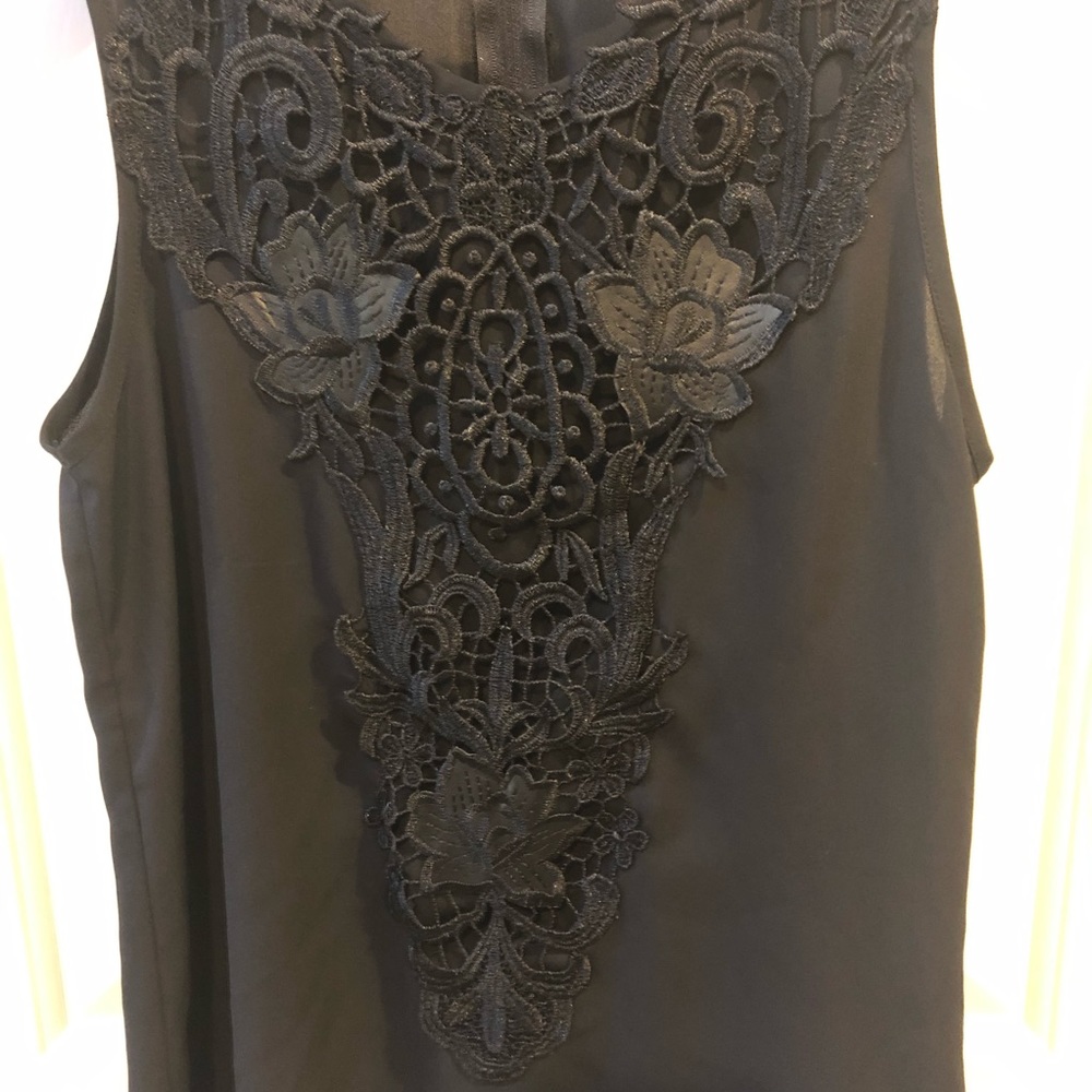 Blouse - Picture 2 of 6